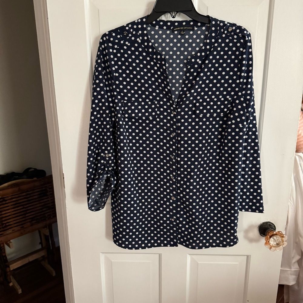. Adrienne Vittadini button down tunic size L.